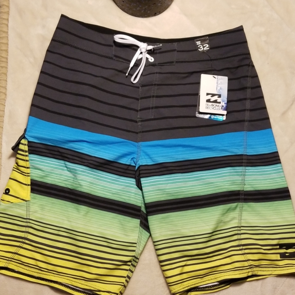 Mens Billabong board shorts